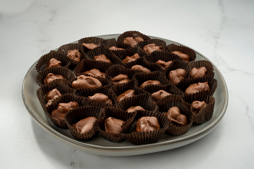 Holiday 2023: Milk Chocolate Nut Bunches Assortment